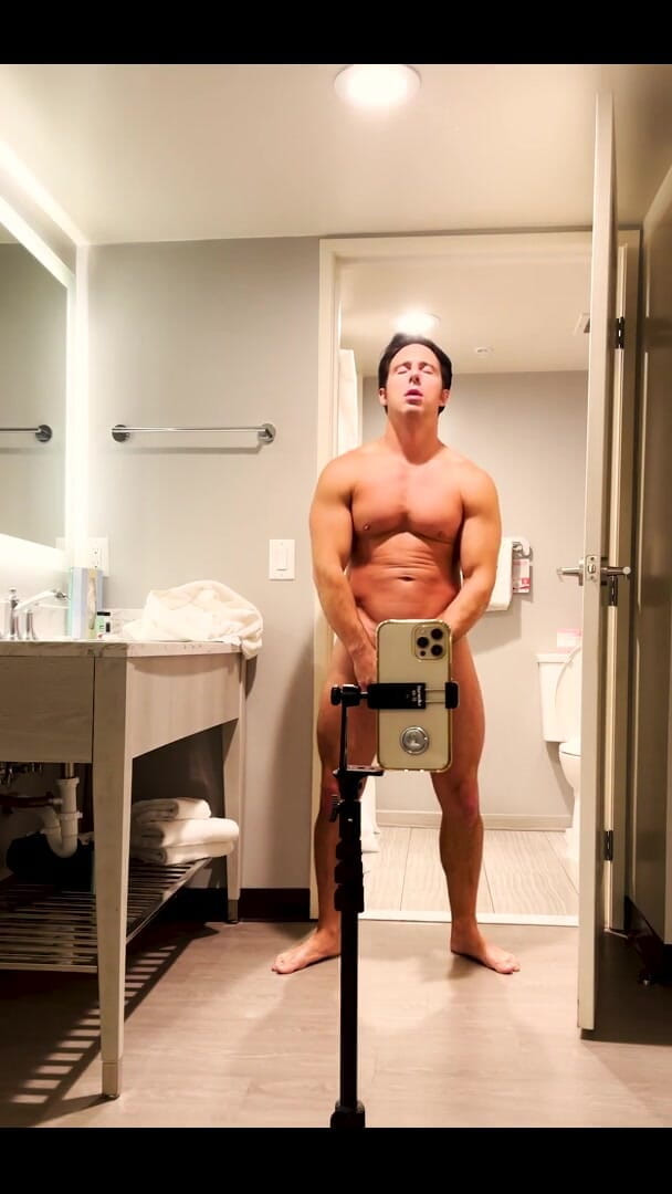 Reese Rideout: Hotel Jo