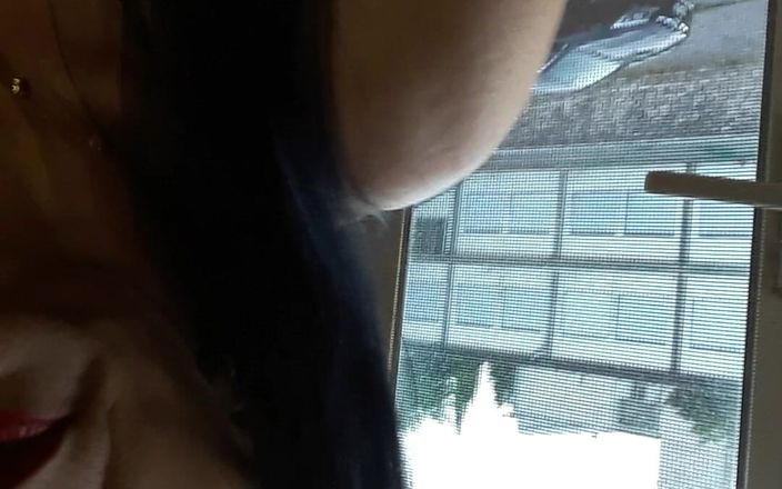 WEBREGINETTA2023: Masturbation, fensterstuhl