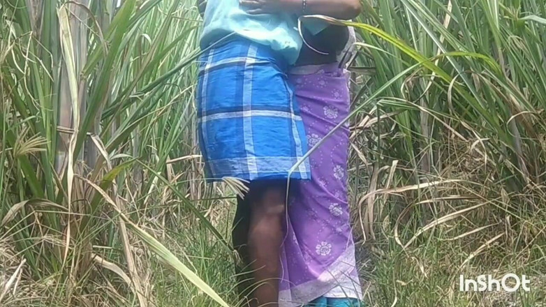 Priyanka314: Sex indian în aer liber