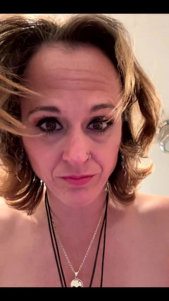 Suzy Wylde: MILF an der front vor der kamera