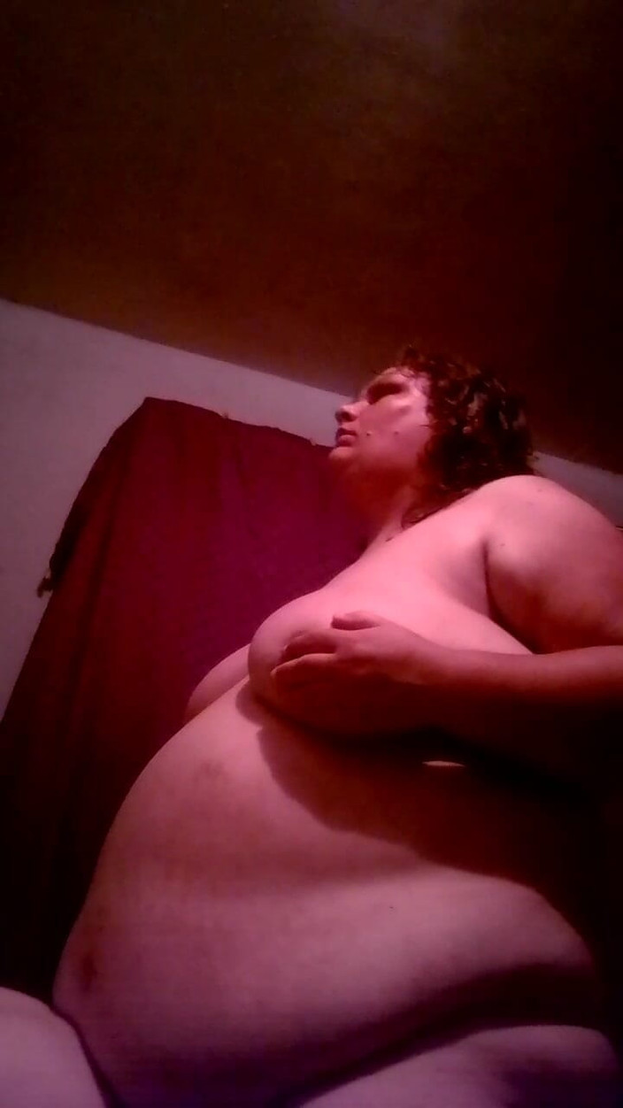 hothouse18xxx: Ranní kouření s manželkou a jízda na péru se šťastným koncem