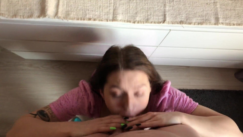 Honey Sasha: Slobbering Suck so He Cum on My Face, Big Cumshot...