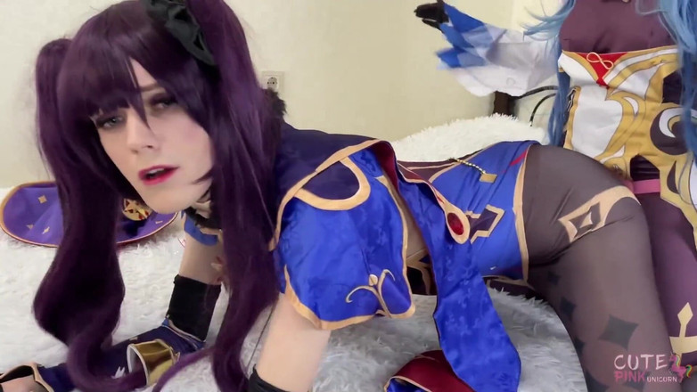 CutePinkUnicorn: Anime Girl melatih pantat saya dengan strap-on femdom