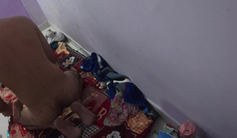 Rishi: Jan Hi Nikal Detee Ho Tum Pyaar Se Lund Chusne...