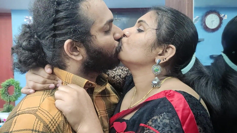 Vaigavarun45: Pareja mallu caliente folla en sari, remoción de sari y...