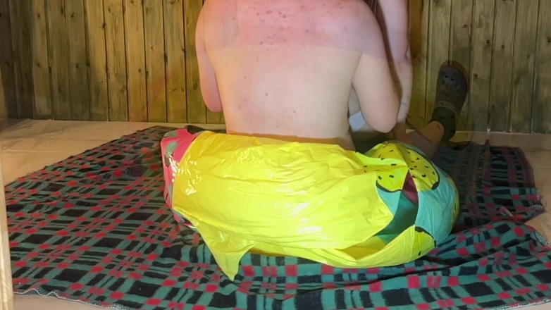 BeachBallsDuo: Dvě obrovské 42 a 48 beachballs rozdrceny pod našimi 200 kg!