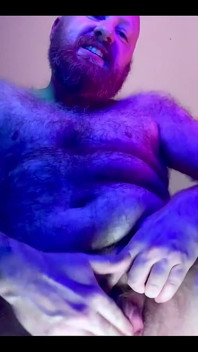 Punto di vista: trans uomo / da donna a uomo si siede sulla faccia