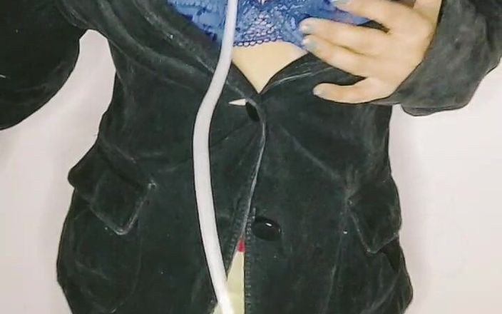 Saloninoor: Saloni seductora sesión de cam