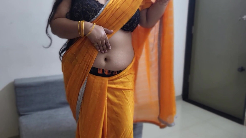 Hot Pavitra: ชอบฉันไหม?