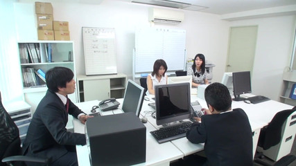 Raptor Inc: Istri sange ini lagi asik masturbasi memek sempit dan basahnya...