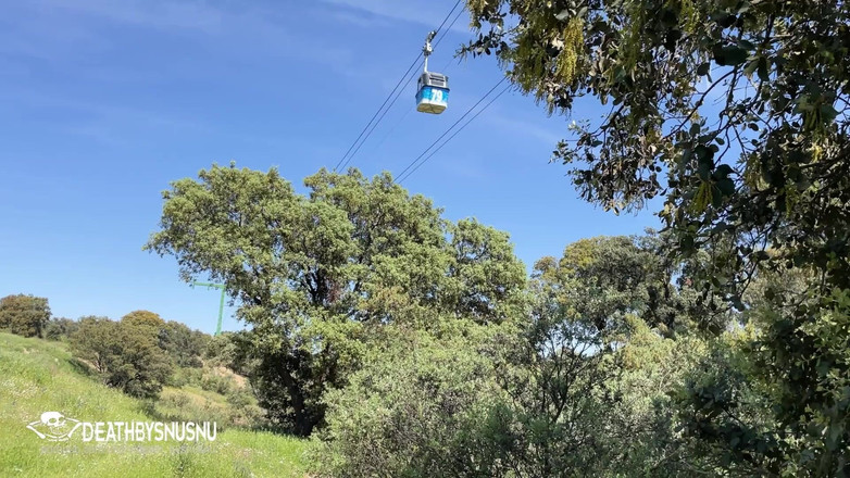Pamsnusnu: Une chevauchée par le câble dans une maison de campagne...