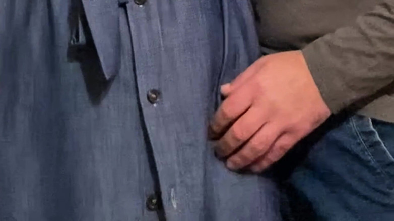 PriyaNaavya: Oh mon dieu !! La main d’un inconnu sous ma robe...