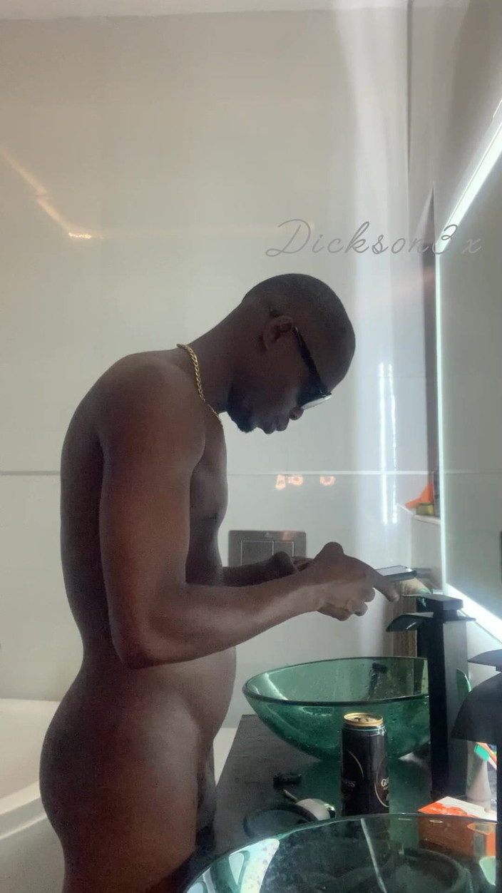 Dickass3x: Mi rutina matutina con mi tercera pierna