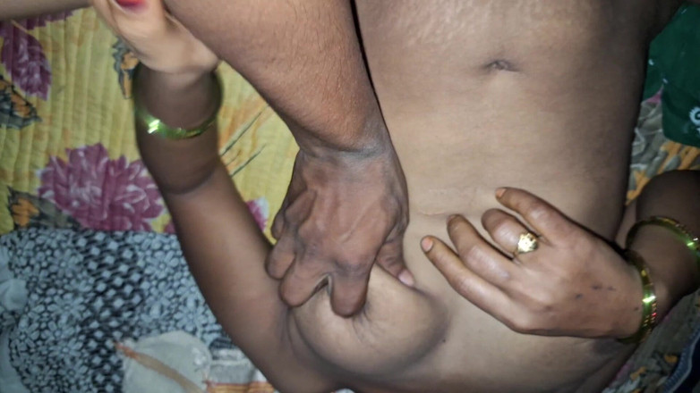 Sexy chinni: Hard Doggy Style jebanie mojej żony duże cycki ssanie