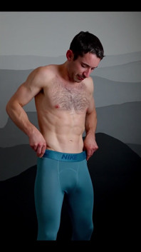 Stripping Out of Some Tights
