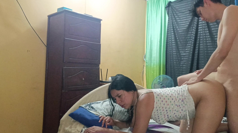 Artemisa74: Moje kolumbijská nevlastní matka mě volá do jejího pokoje, abych...