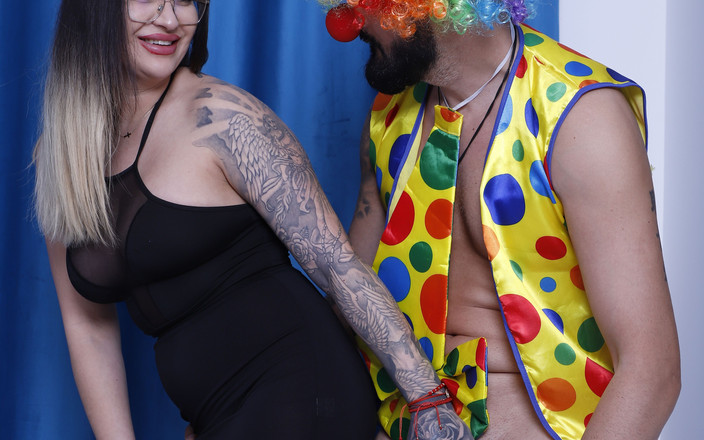 Romanian Girls: Můj oblíbený klaun mě šuká