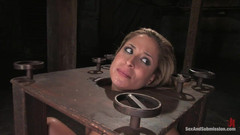 Sex and Submission by Kink: Srpen svázaný