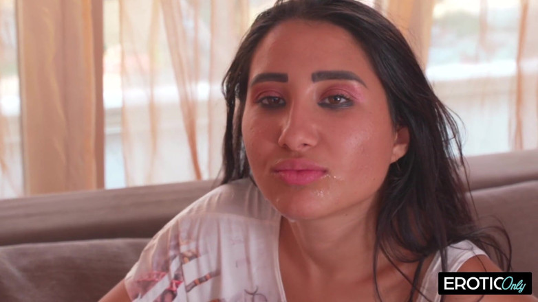 MILFFreaksX: दो जर्मन कमबख्त अरब लड़कियों