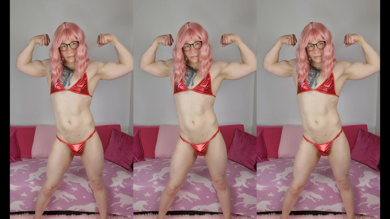 Sissy Adventures: Barbie musclée, éjaculation