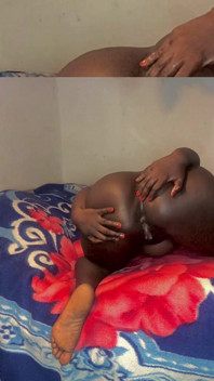O que a puta negra com tesão faz para seus fãs