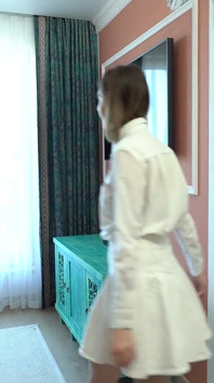 Ekskluzywna scena funky town pornstar BJ na balkonie hotelu Anal Gapes Duży tyłek na kanapie. Tłokowy kowboj analny nowy na grudzień