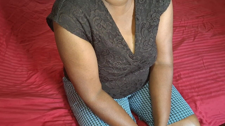 Teena New: Show matutino de milf caliente y traviesa