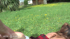 Nude in France: Magrinha francesa árabe puta com peitos pequenos em meias arrastão é fodida...