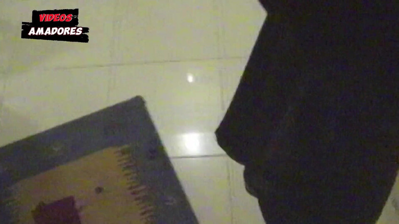 Amateurs videos: 邻居的妻子为我赤身裸体