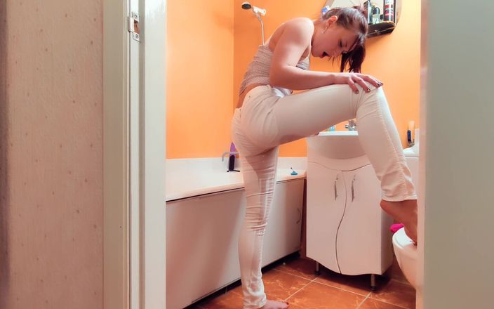 Adele Amber: Piss i jeans