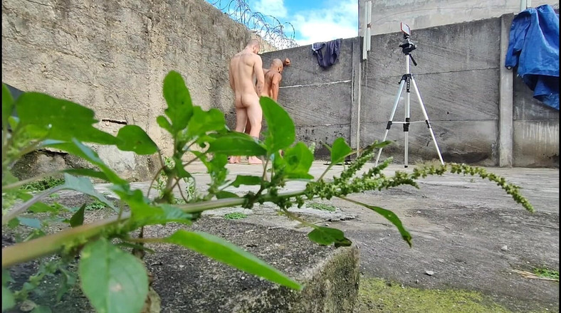 carmonaoficial: 숲속 카메라가 두 이성애자가 섹스하는 장면을 촬영한다