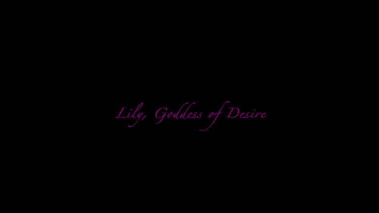 Lily, Goddess of Desire: Bionda troia fa un pompino guardandoti negli occhi e si...
