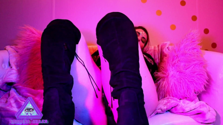 goddessjoules: Lestore di t-t-t