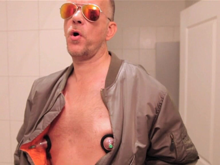 GERMANE_XL: Piss Elektro Cum Shots Xxl 1