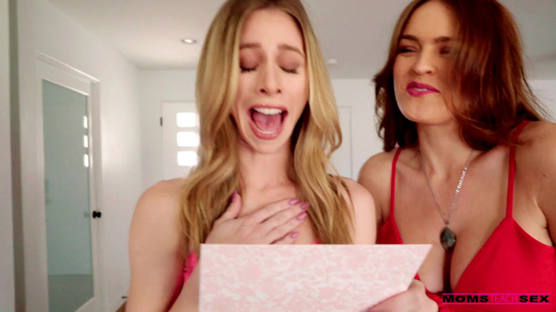Moms teach sex: Stepmommy's Valentines Day Fun - S12:e5