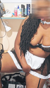 Anal MILF: La Ménagère Sexy Séduit Son Patron Et Prend La BBC Dans Son Trou Du Cul