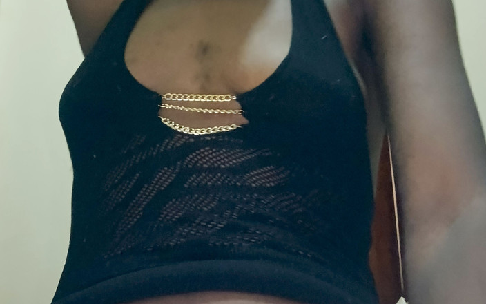 Briita: Cewek nakal ini lagi asik muasin memekku pakai dildo sampai...