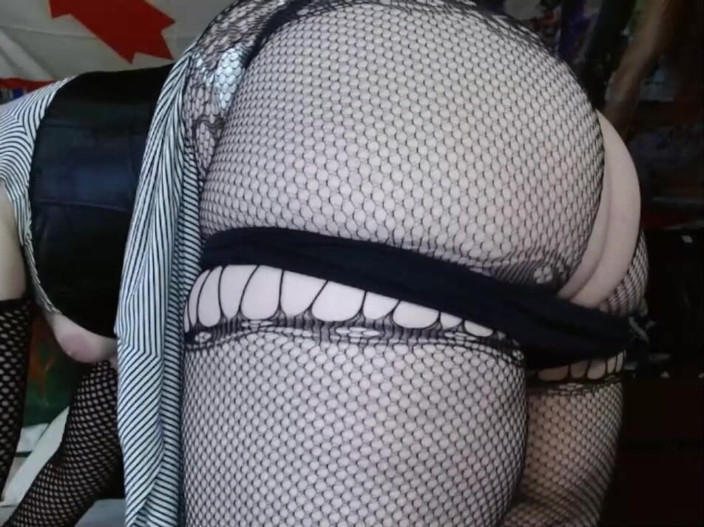 CosmicJones88: Tlustá Fag Sissy Cosmicjones88 Třese a chvěje se pro muže