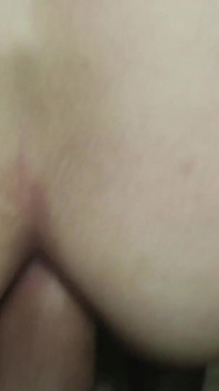 Une belle-fille se fait baiser et facialiser par son vieux beau-père sugar parce qu’elle a besoin d’argent