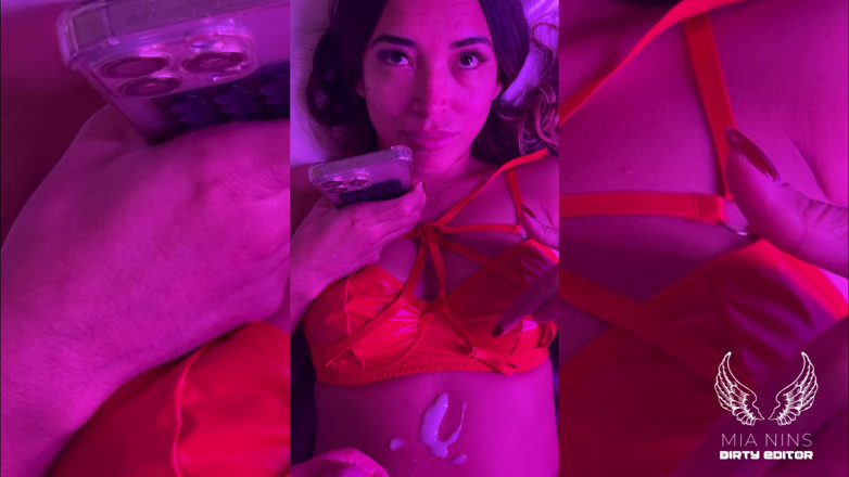 Mianins: Red Latex Ignore Cum Cleanup with Latina Mianins