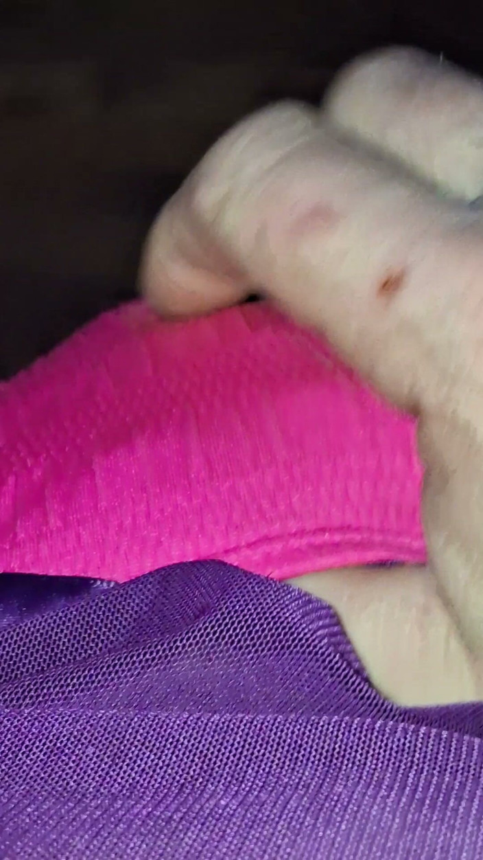 Pantygee: Mega Morning Piss