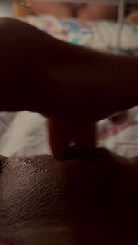 Da vicino sveglia caldo e eccitato! Solo orgasmi, figa stretta bagnata, dentro lieto fine solo con la tua sorellastra preferita