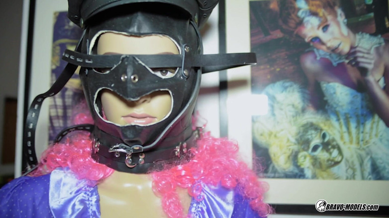 Bravo Sexy: Adelle Einhorn - Cosplay VR Content Backstages