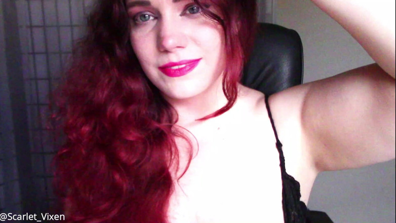 Scarlet Vixen: Schmutzige nasenblasen