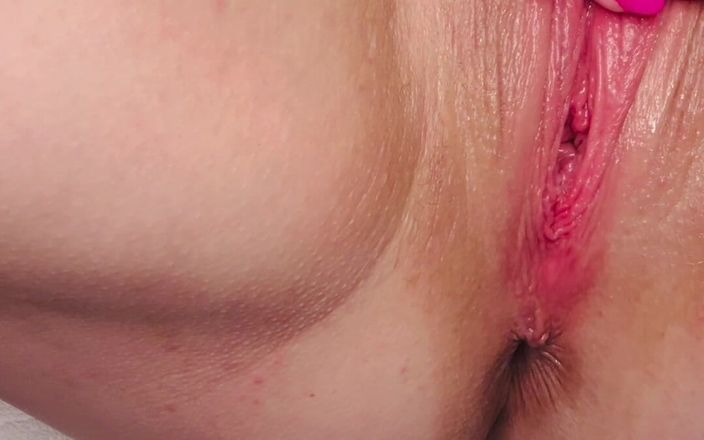 Luscious_licks: De près, orgasme crémeux et chatte étirée
