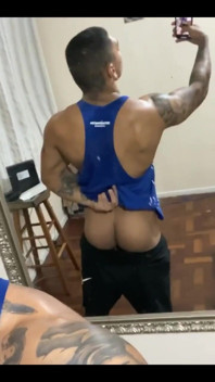 Guardami fino a quando non sborrerai