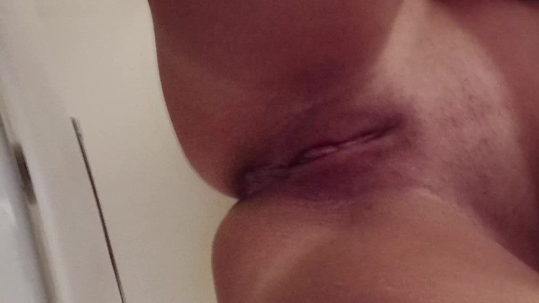 Mistress_GR: Power golden spray