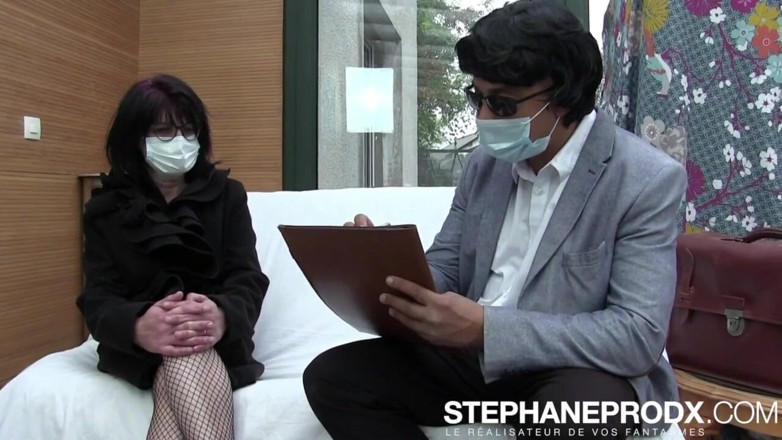 Stephprodx: Doktor moktar a jeho naivní klientka