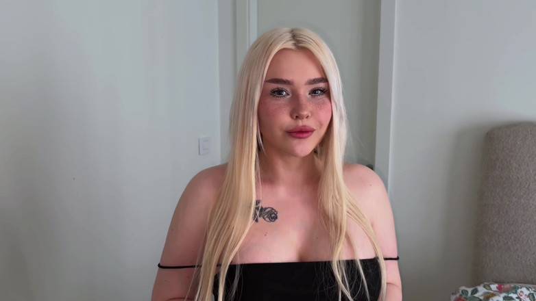 Blondessa: 義理の妹はパーティーの後、セックスをするために家に帰ってきた。