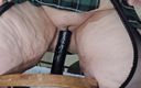 Big ass BBW MILF: Dickes weißes mädchen mit dickem arsch masturbiert fette muschi, reife...